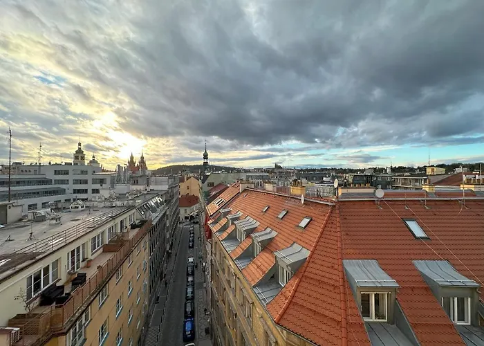 Castle View Apartments. Old Town *