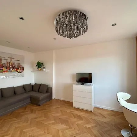 Castle View Apartments. Old Town Апартаменты *
